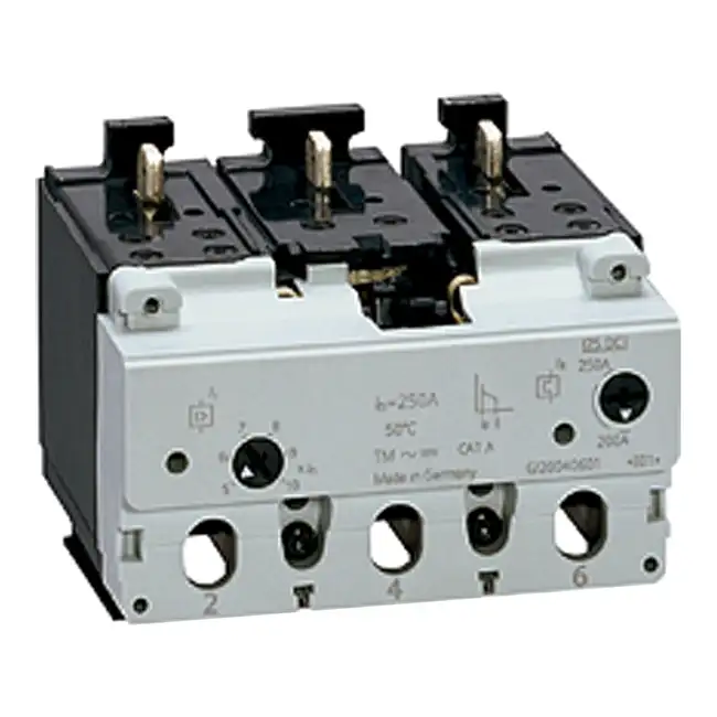 Circuit breakers 3VL9440-7EJ40